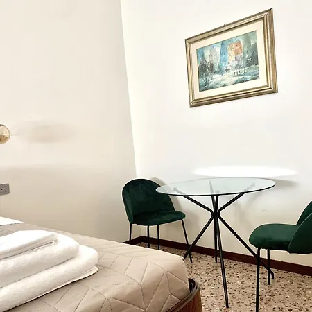 Casa Margherita Lodge *